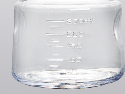 良好的透明度，刻度清晰，便于觀察容量